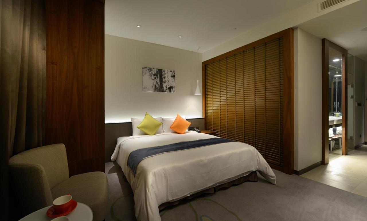 Golden Tulip Glory Fine Hotel Tainan Esterno foto