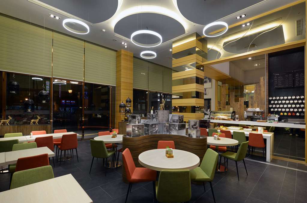 Golden Tulip Glory Fine Hotel Tainan Ristorante foto